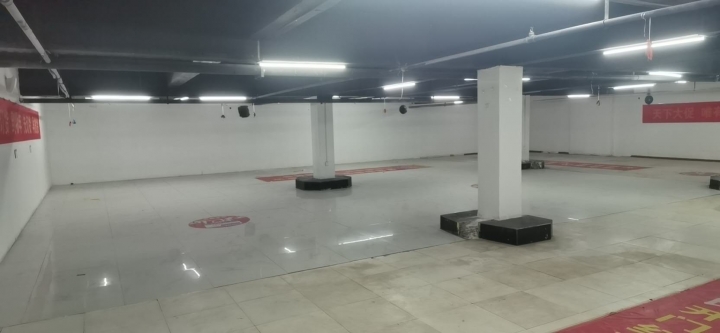 诚意出租600㎡超大地下室空间